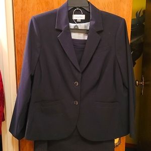 Navy Calvin Klein Skirt Suit set 18/16